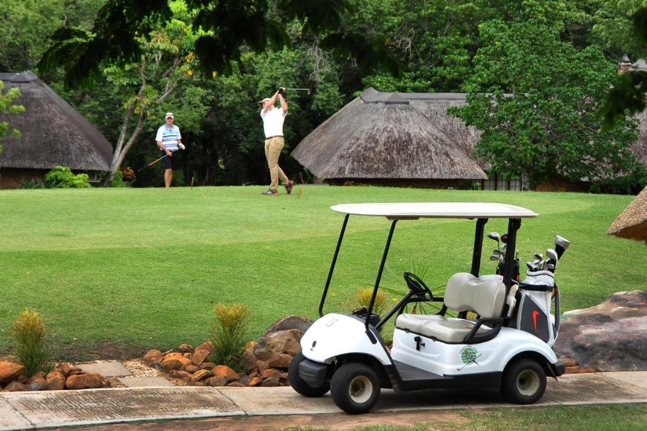 Legend Safaris 257A - In Kruger Park Lodge Hazyview Exterior foto